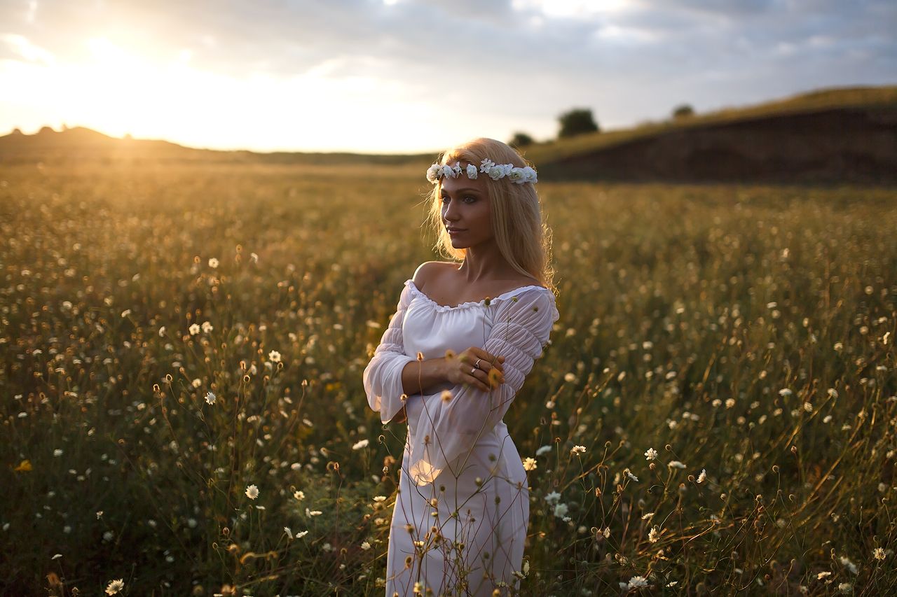 Girls in Slavic costumes in Sao Bernardo do Campo